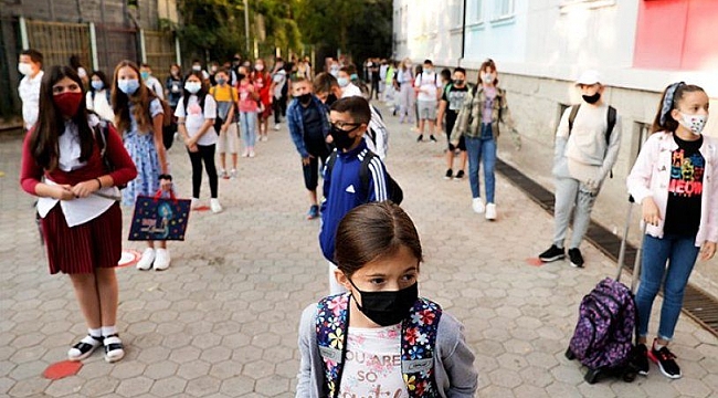 'Okullarda ikili eğitime geçilebilir'