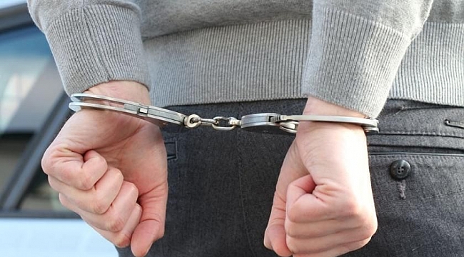 Cezaevindeki müvekkiline uyuşturucu veren avukat tutuklandı