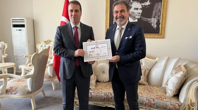 Mehmet Aşıla mazbatasını aldı