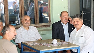 Çaylar vatandaştan, sohbet Büyükgöz'den!