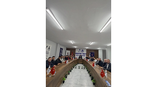 Başkan Kinyas Bakar A takımı ile istişare yaptı!