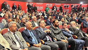 Başkan Büyükgöz, AR-GE ve İnovasyon Zirvesi’nde Gençlerin Projelerini İnceledi