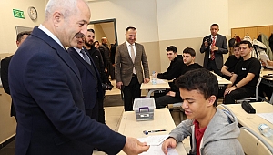 Başkan Büyükgöz’den öğrencilere sürpriz ziyaret!