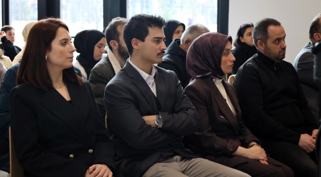 Yazar Alev Alatlı, adını taşıyan kütüphanede anıldı