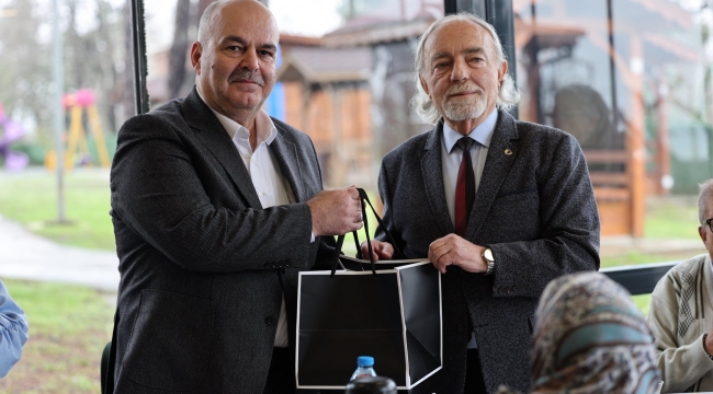 Kartepe’de huzurevi sakinleri bir araya geldi