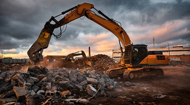 Körfez'deki o lojman yıkılıyor!