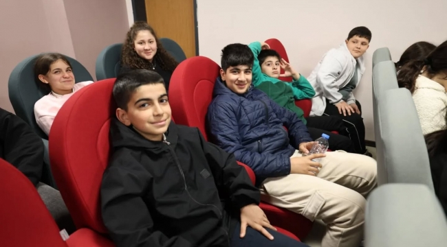 Minik Kalpler Kütüphaneyle Buluştu