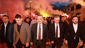 Şahin Talus Gebze’de meşalelerle karşılandı!